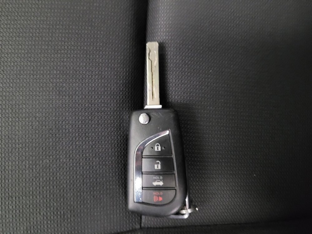 Used 2023 Toyota Corolla LE FWD image 32