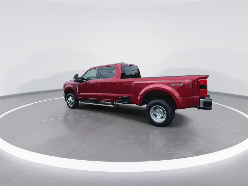 New 2026 Ford F350 4x4 Crew Cab DRW Super Duty image 6