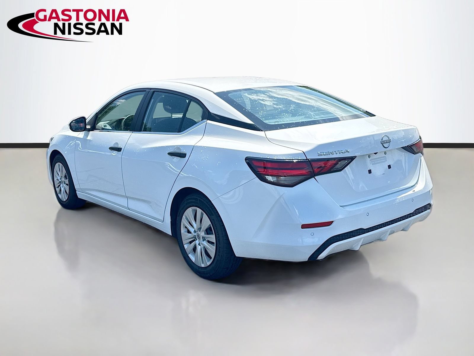 Used 2025 Nissan Sentra S FWD image 6