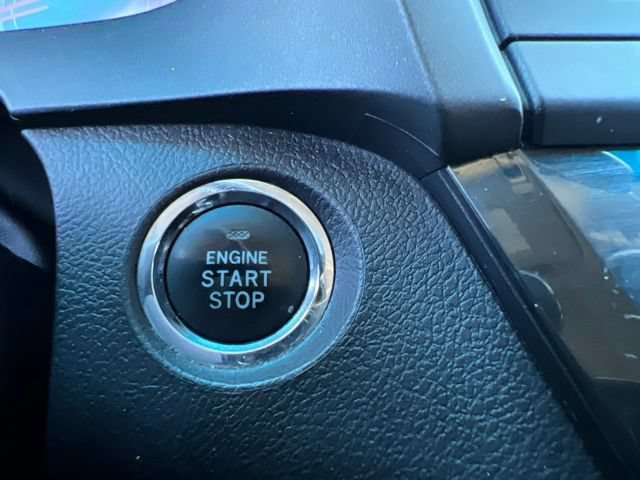 Used 2017 Toyota Sienna SE Premium FWD image 22