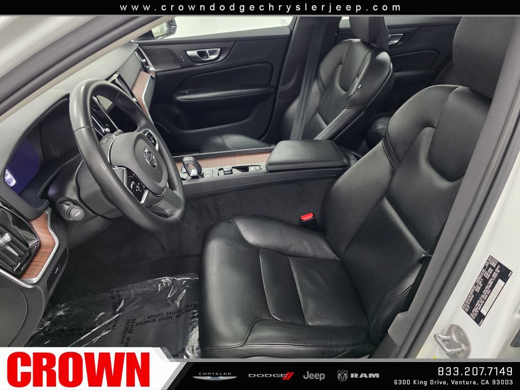 Used 2024 Volvo S60 B5 Plus AWD/4WD image 21