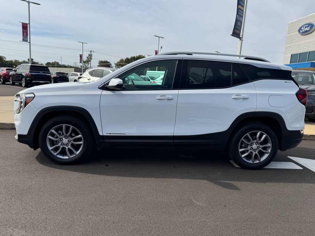 Used 2023 GMC Terrain SLT image 5