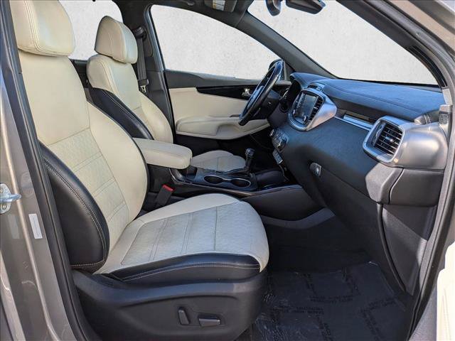 Used 2017 Kia Sorento SX FWD image 23