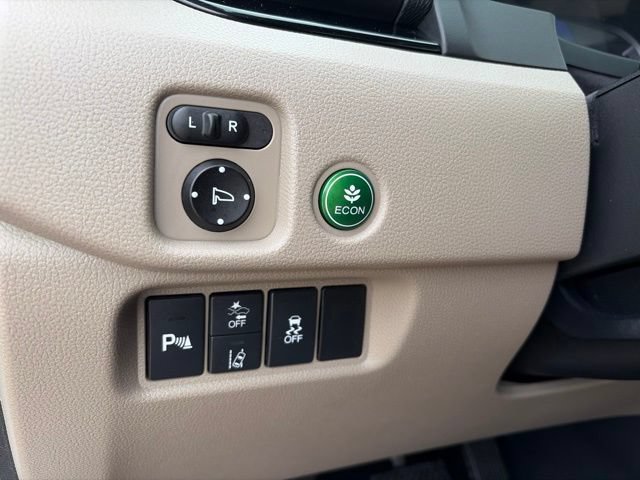 Used 2020 Honda Pilot Touring image 23