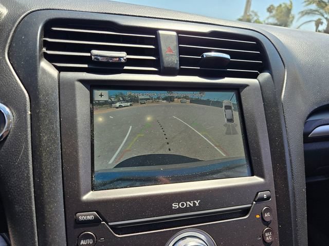 Used 2019 Ford Fusion Energi Titanium FWD image 9