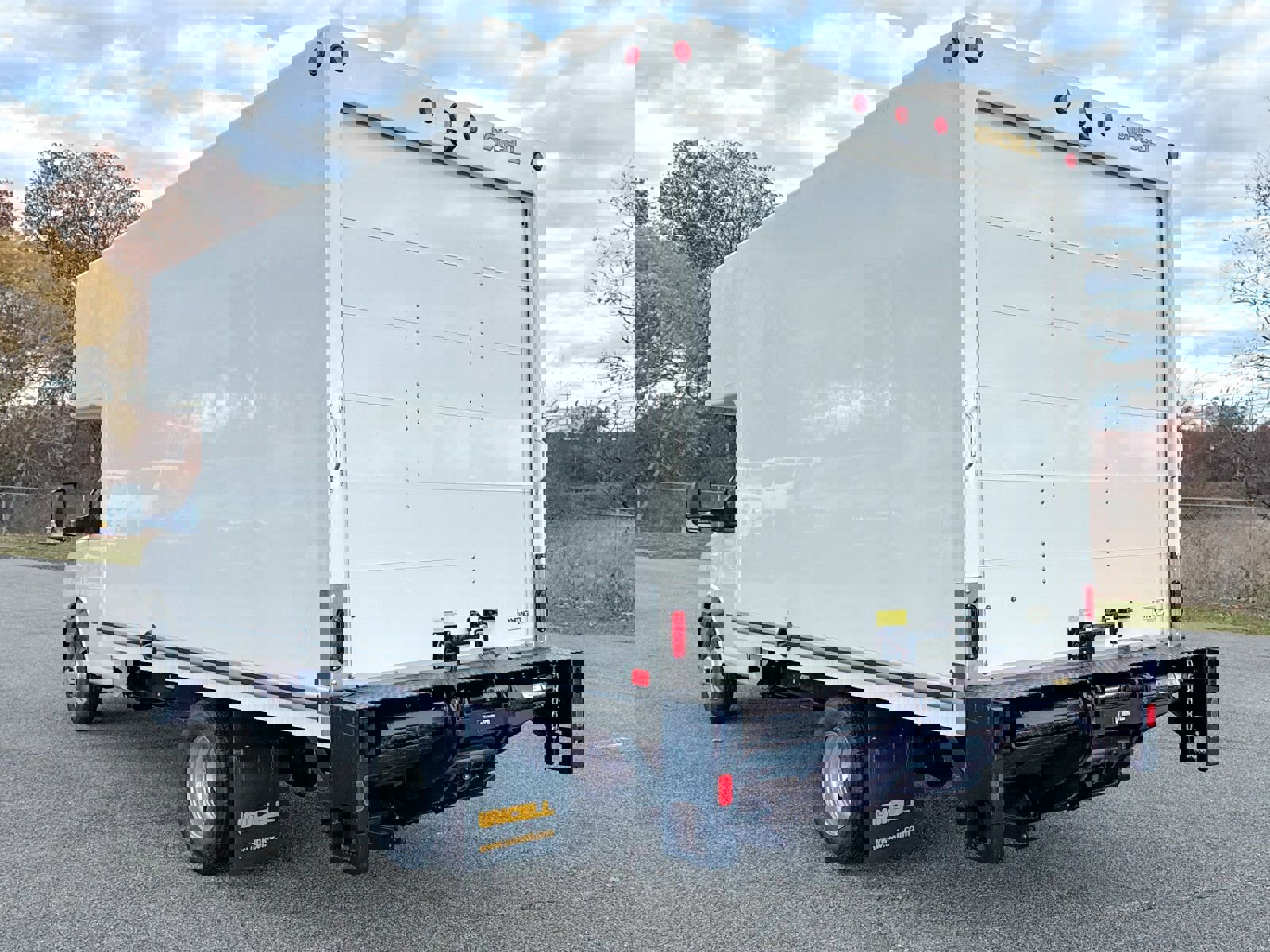 New 2025 Chevrolet Express 3500 1WT w/ Power Convenience Package image 9