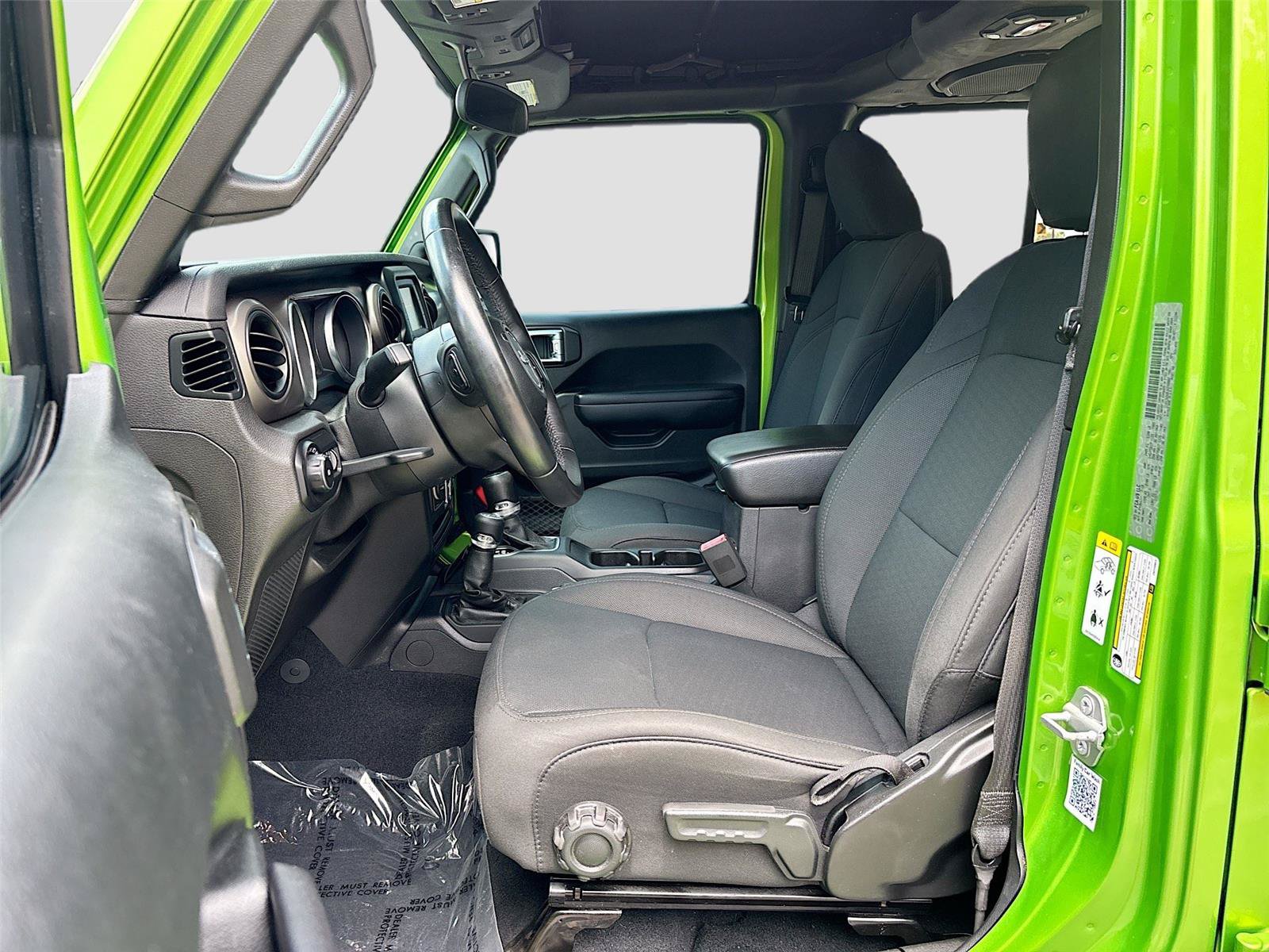 Used 2018 Jeep Wrangler Unlimited Sport S AWD/4WD image 20