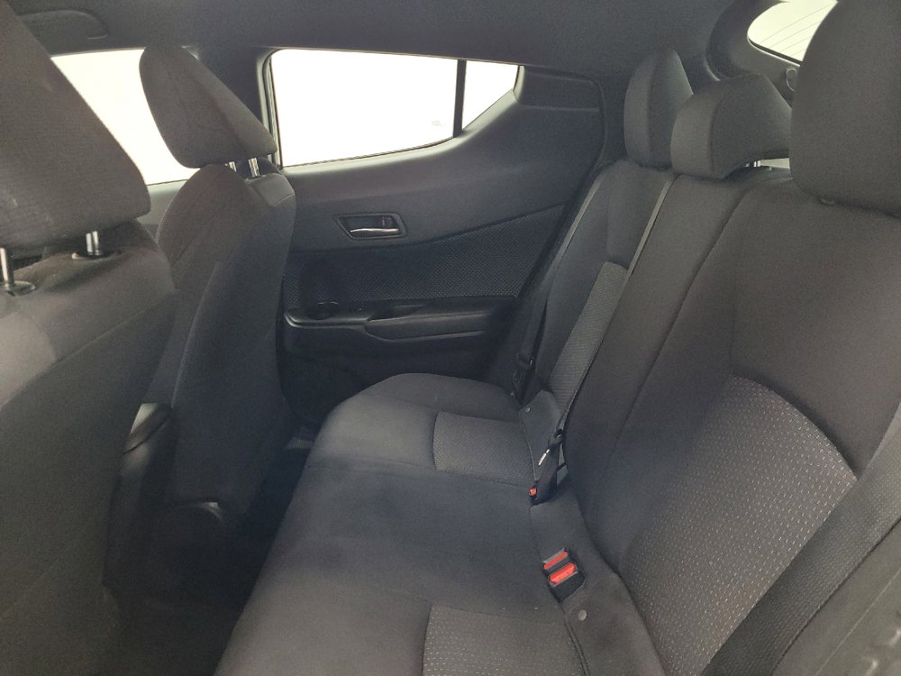 Used 2018 Toyota C-HR XLE FWD image 18