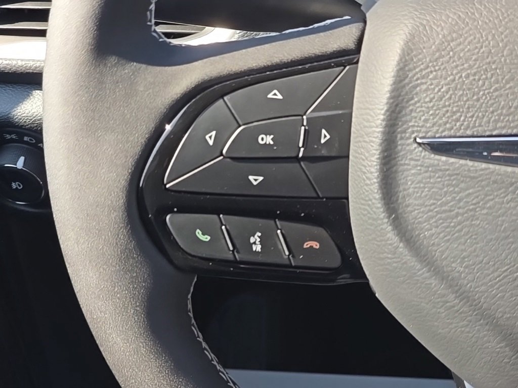 New 2026 Chrysler Pacifica Select image 26
