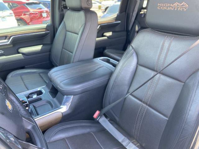 Used 2024 Chevrolet Silverado 1500 High Country w/ High Country Premium Package AWD/4WD image 16