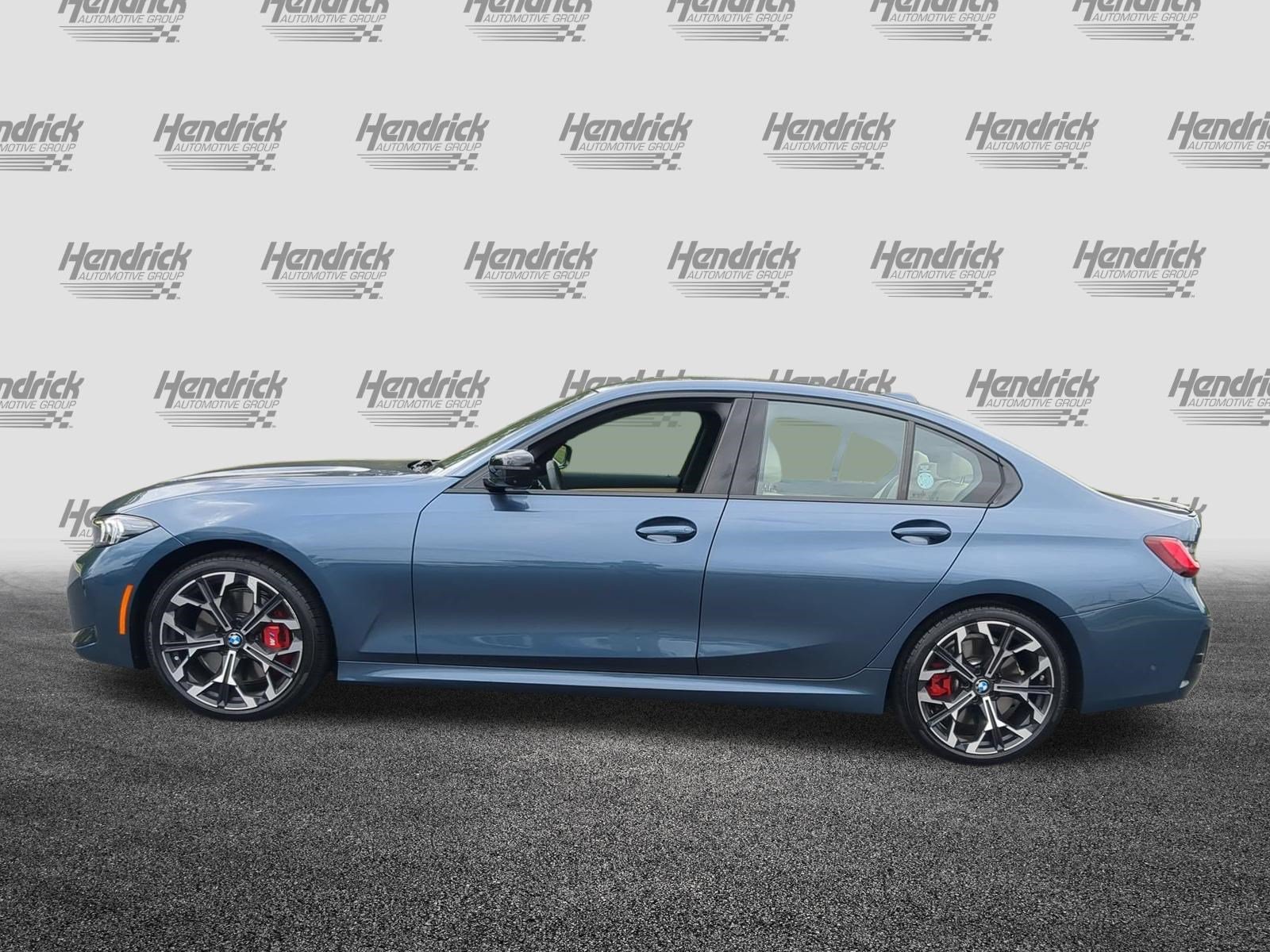 Certified 2026 BMW 330i xDrive Sedan w/ M Sport Package AWD/4WD image 7