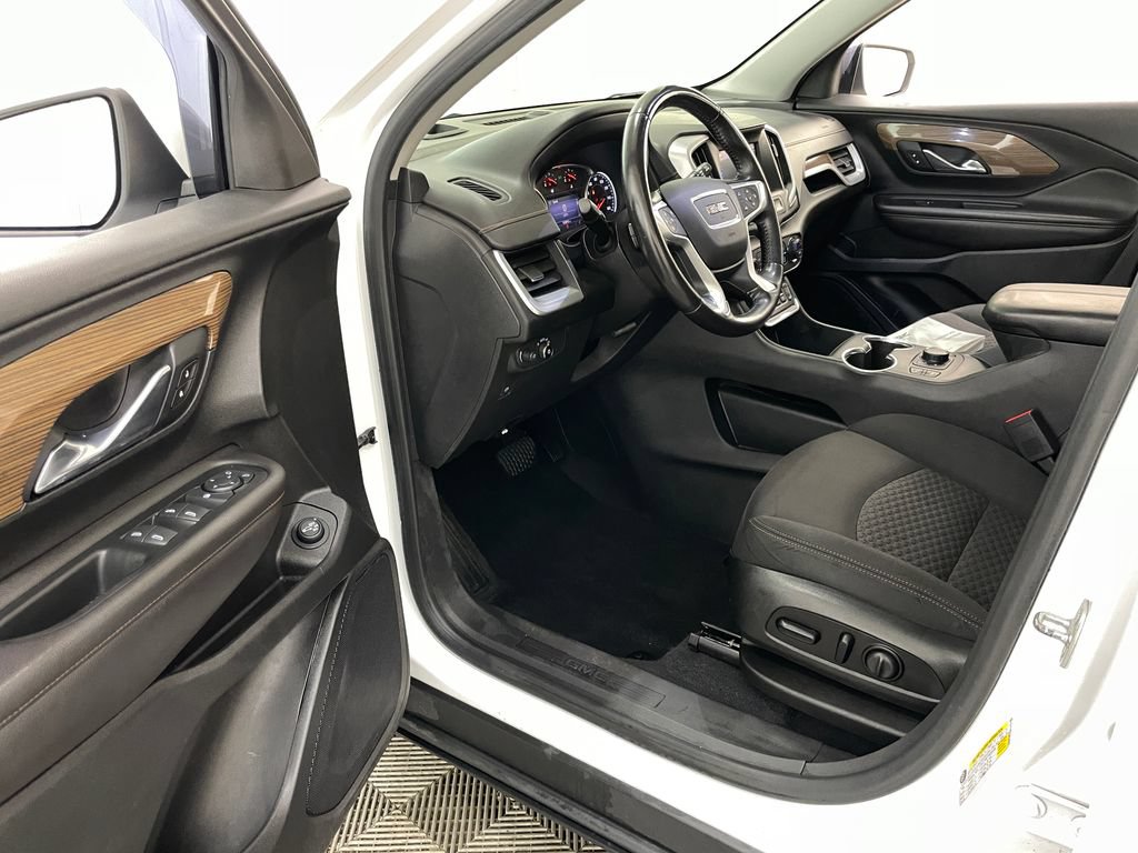 Used 2021 GMC Terrain SLE w/ Driver Convenience Package FWD image 20