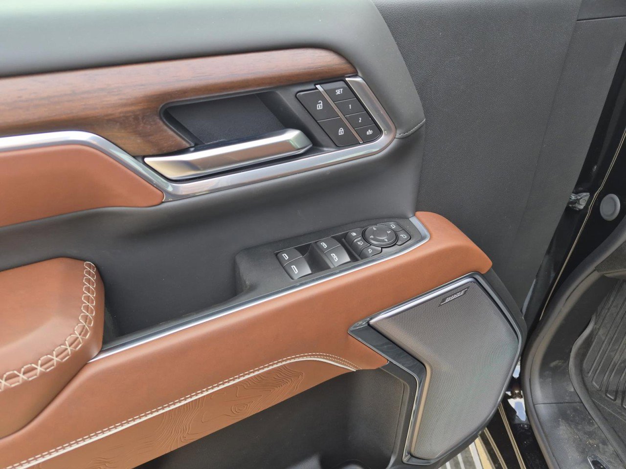 New 2026 GMC Sierra 2500 Denali Ultimate w/ Max Trailering Package image 11