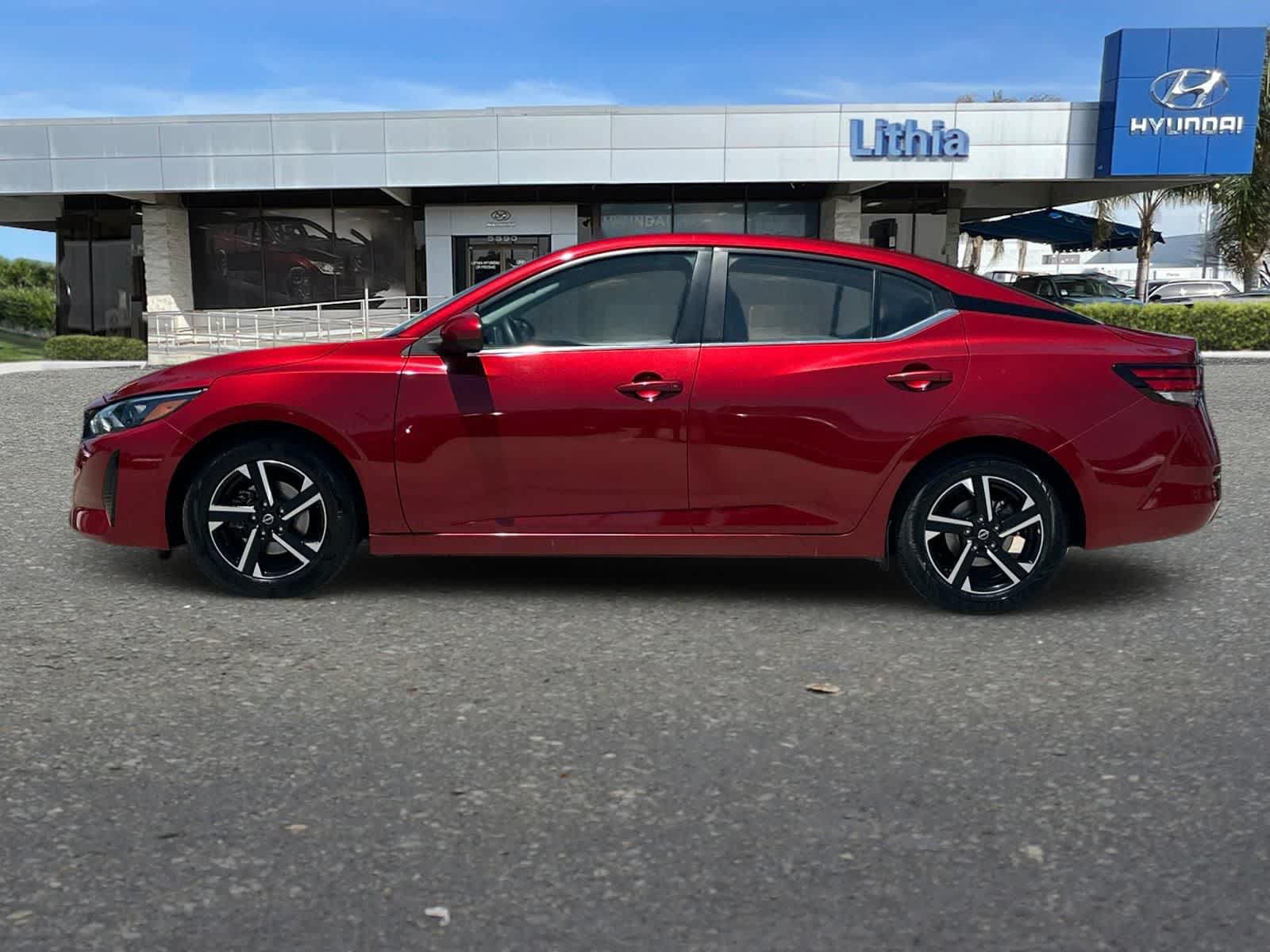 Used 2024 Nissan Sentra SV FWD image 6