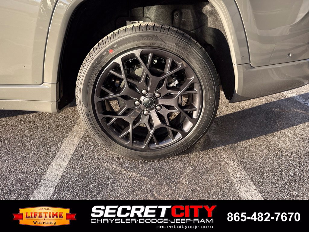 New 2027 Jeep Grand Cherokee L Summit AWD/4WD image 33