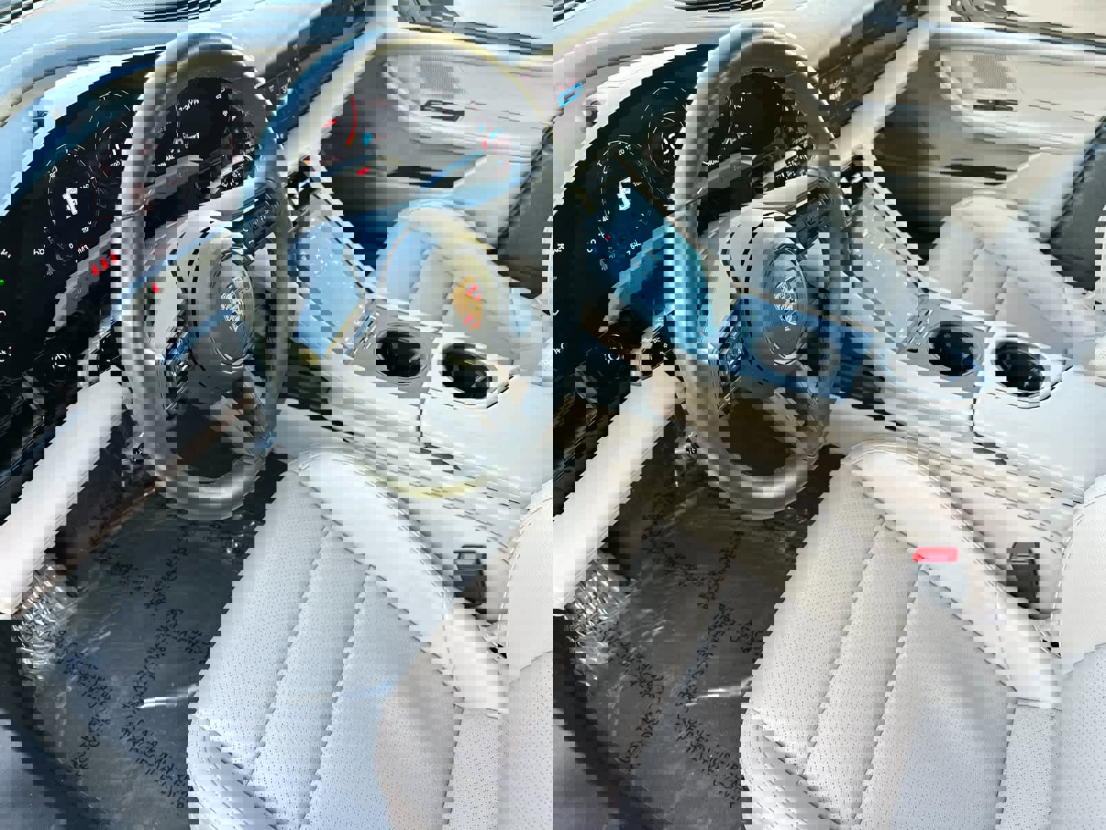 Used 2024 Porsche Taycan 4 Cross Turismo image 4