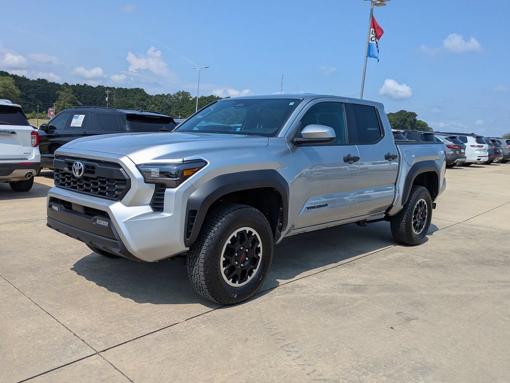 Used 2025 Toyota Tacoma TRD Off-Road AWD/4WD image 1