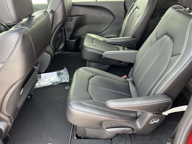 New 2026 Chrysler Voyager LX FWD image 26