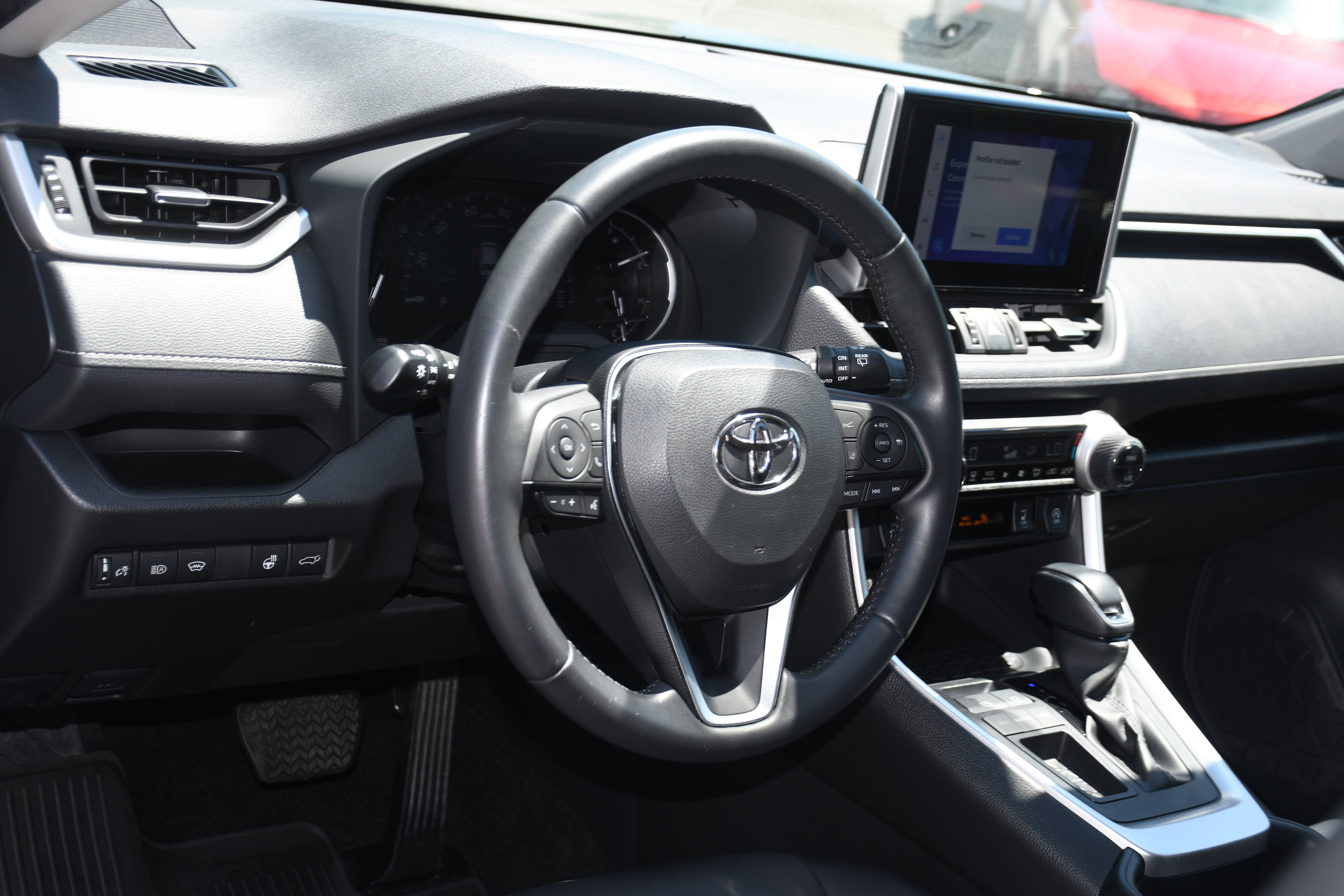 Certified 2023 Toyota RAV4 XLE Premium FWD image 9