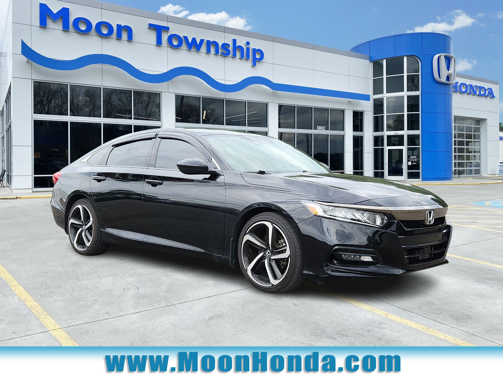 Used 2018 Honda Accord Sport image 1