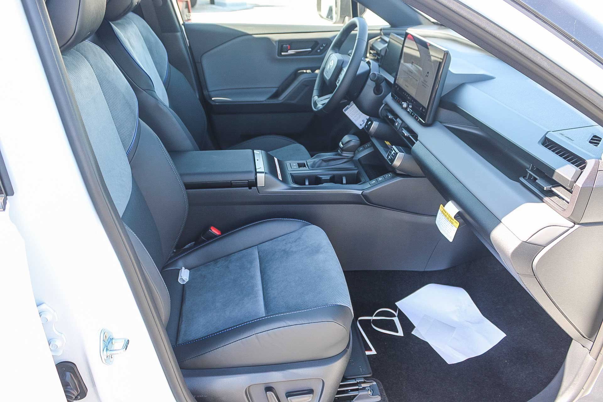New 2026 Toyota RAV4 XSE AWD/4WD image 19