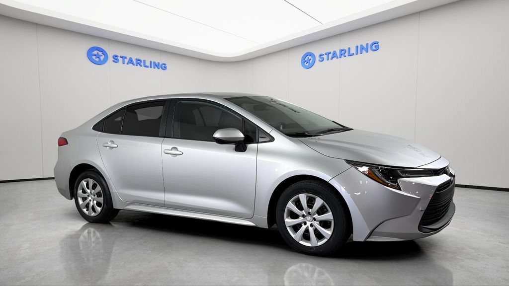 Used 2024 Toyota Corolla LE FWD image 12