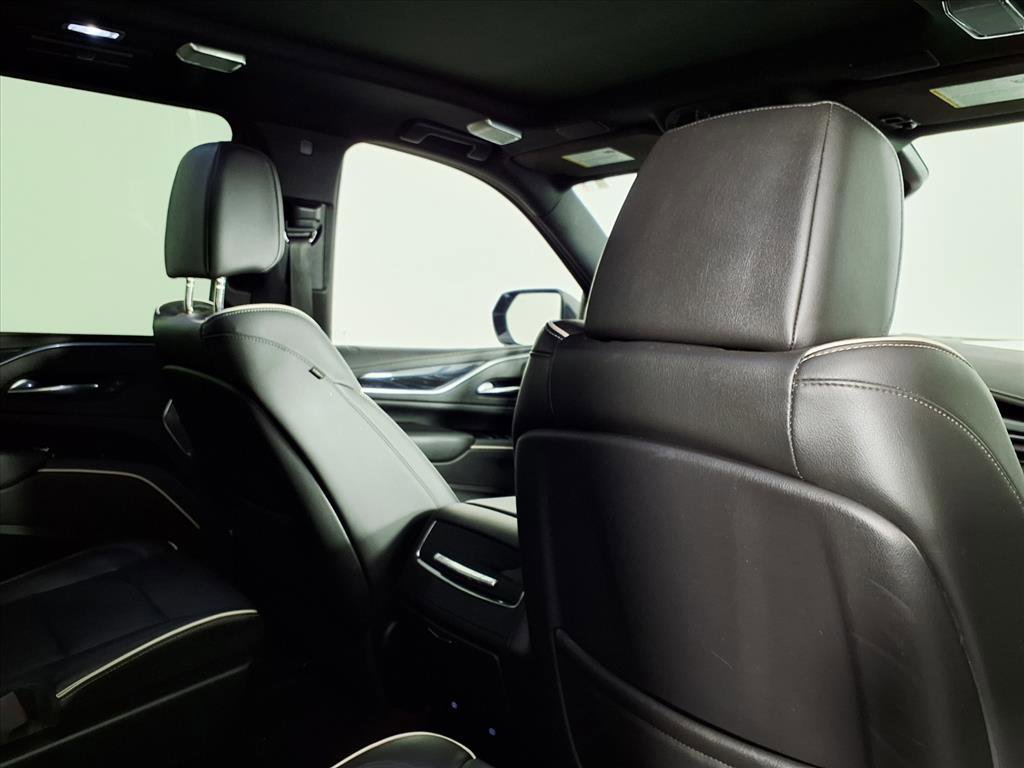 Used 2022 Cadillac Escalade ESV Sport w/ Touring Package image 12