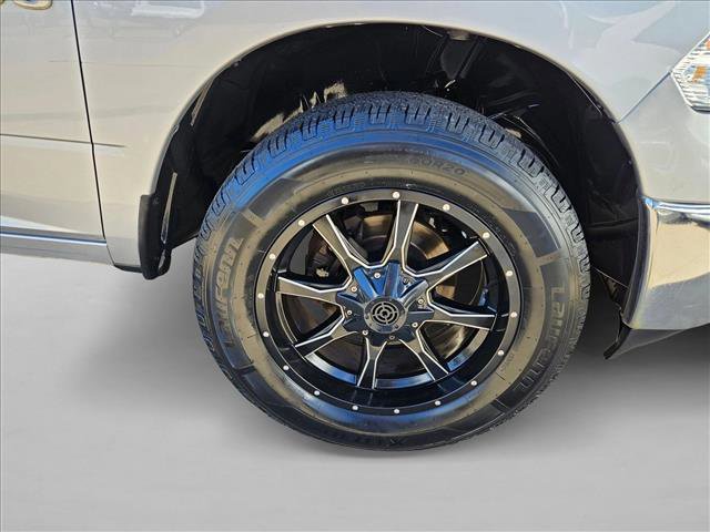 Used 2017 RAM 1500 Classic SLT image 25