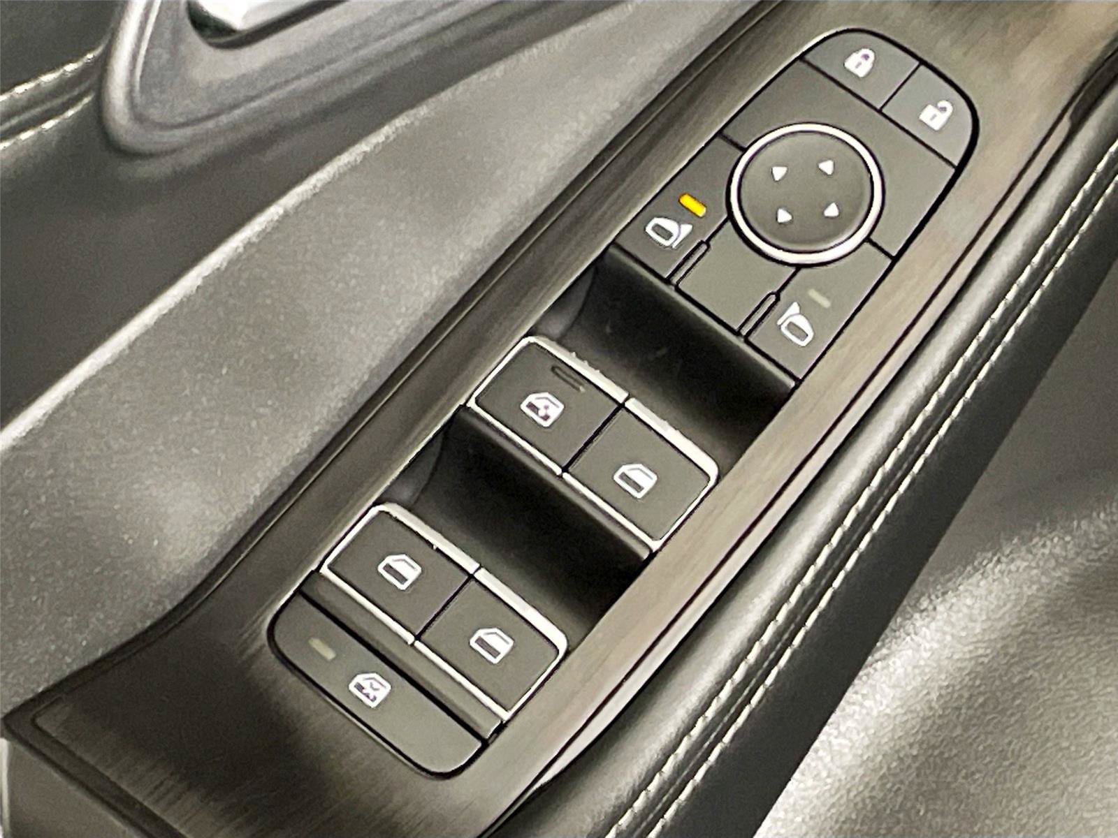 Used 2026 Nissan Rogue SL AWD/4WD image 21