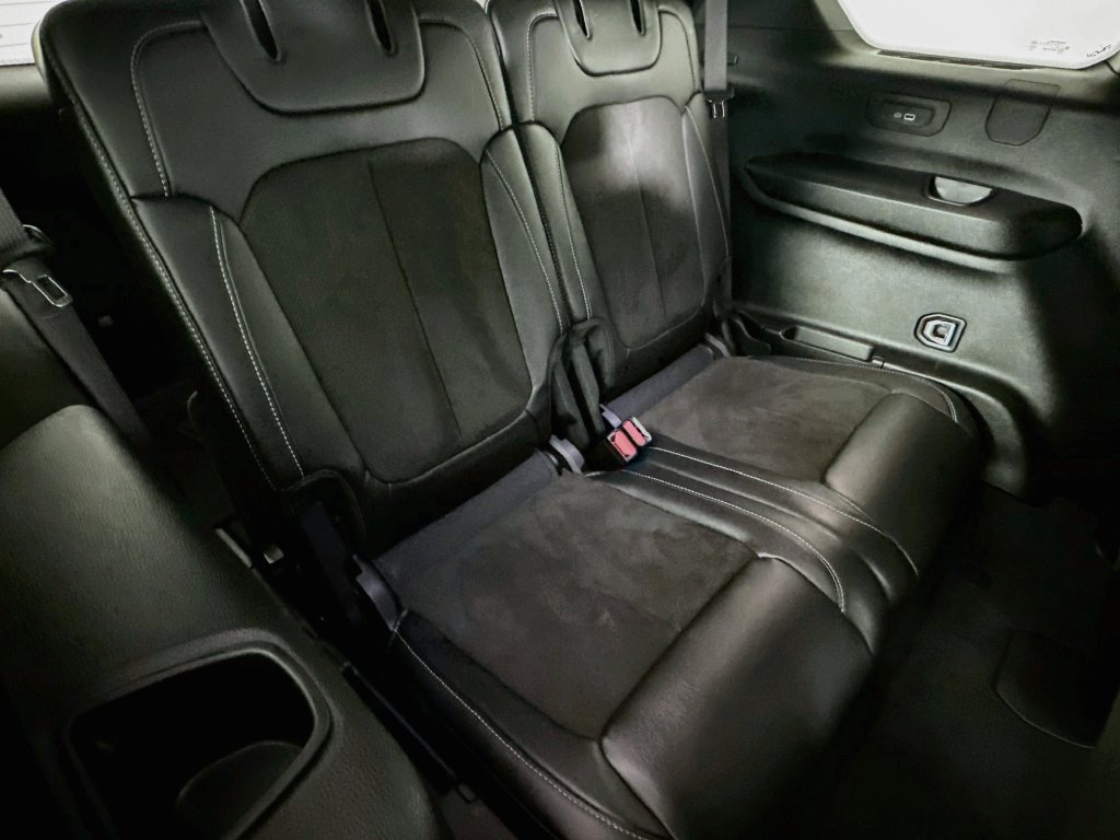 Used 2023 Jeep Grand Cherokee L Laredo AWD/4WD image 35