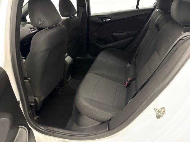 Used 2018 Chevrolet Cruze LT w/ Convenience Package FWD image 20