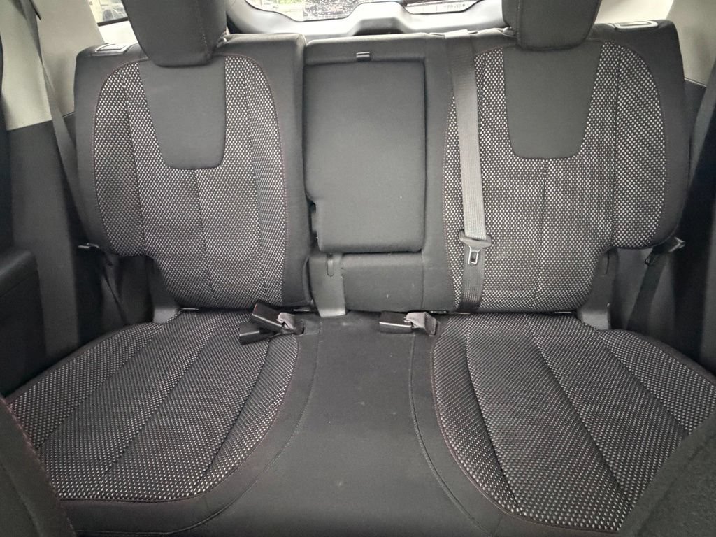 Used 2015 GMC Terrain SLE w/ Convenience Package FWD image 15