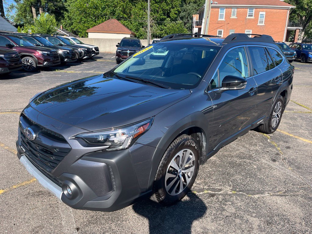Certified 2025 Subaru Outback Premium w/ Popular Package #1A AWD/4WD image 8