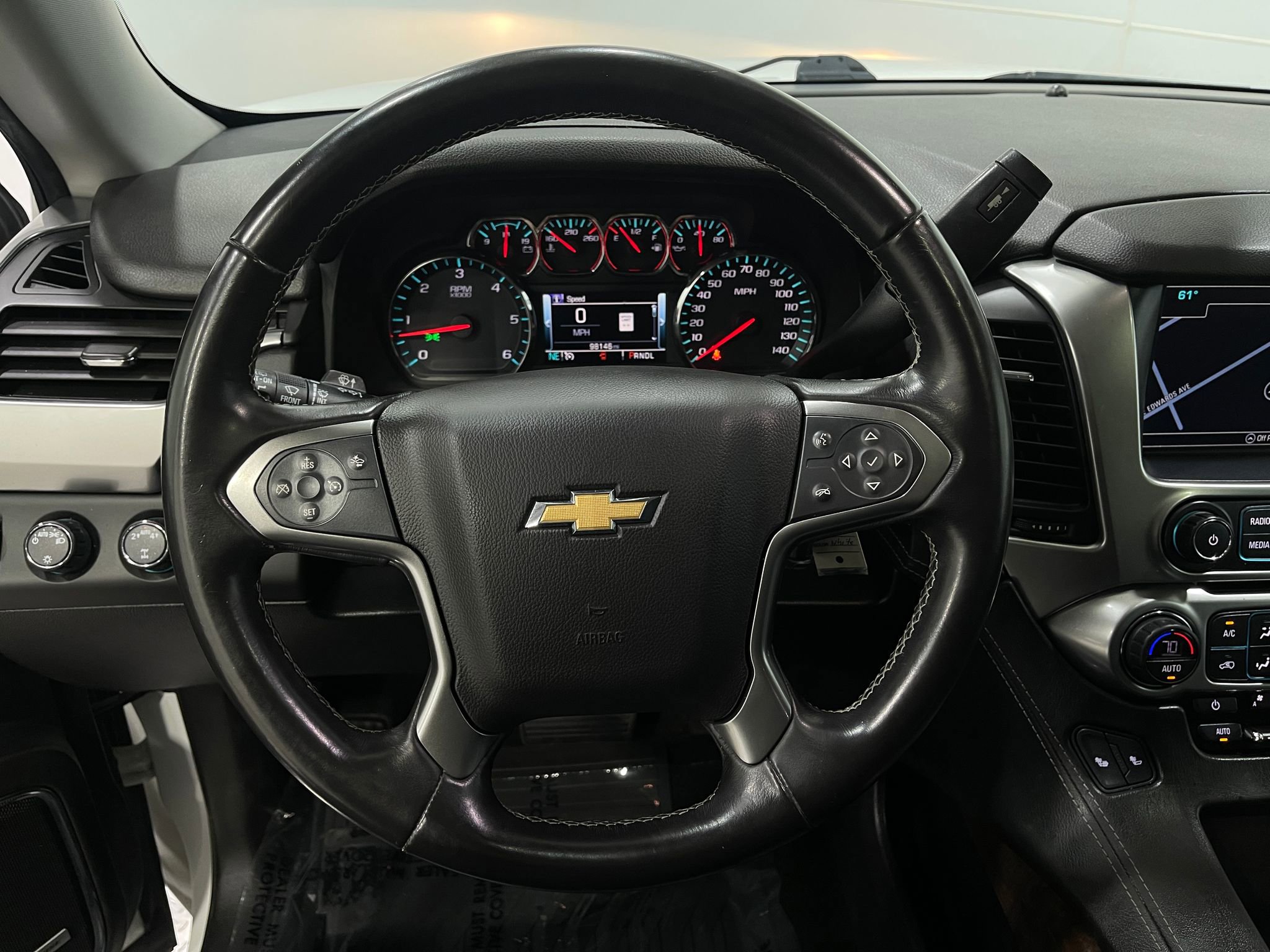 Used 2018 Chevrolet Suburban LT image 26