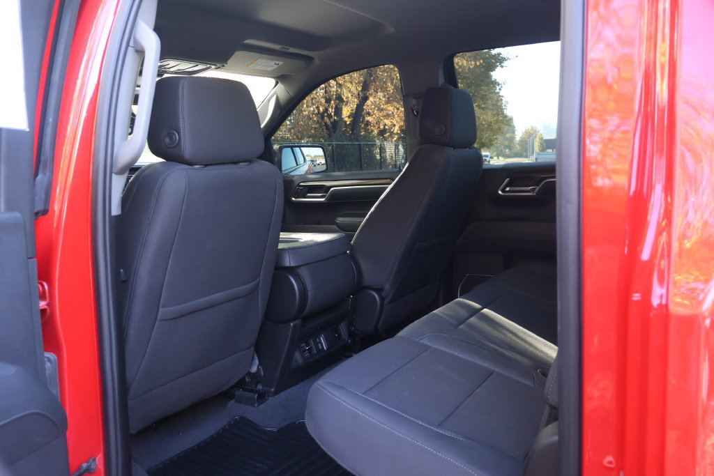 Certified 2024 Chevrolet Silverado 1500 LT AWD/4WD image 37