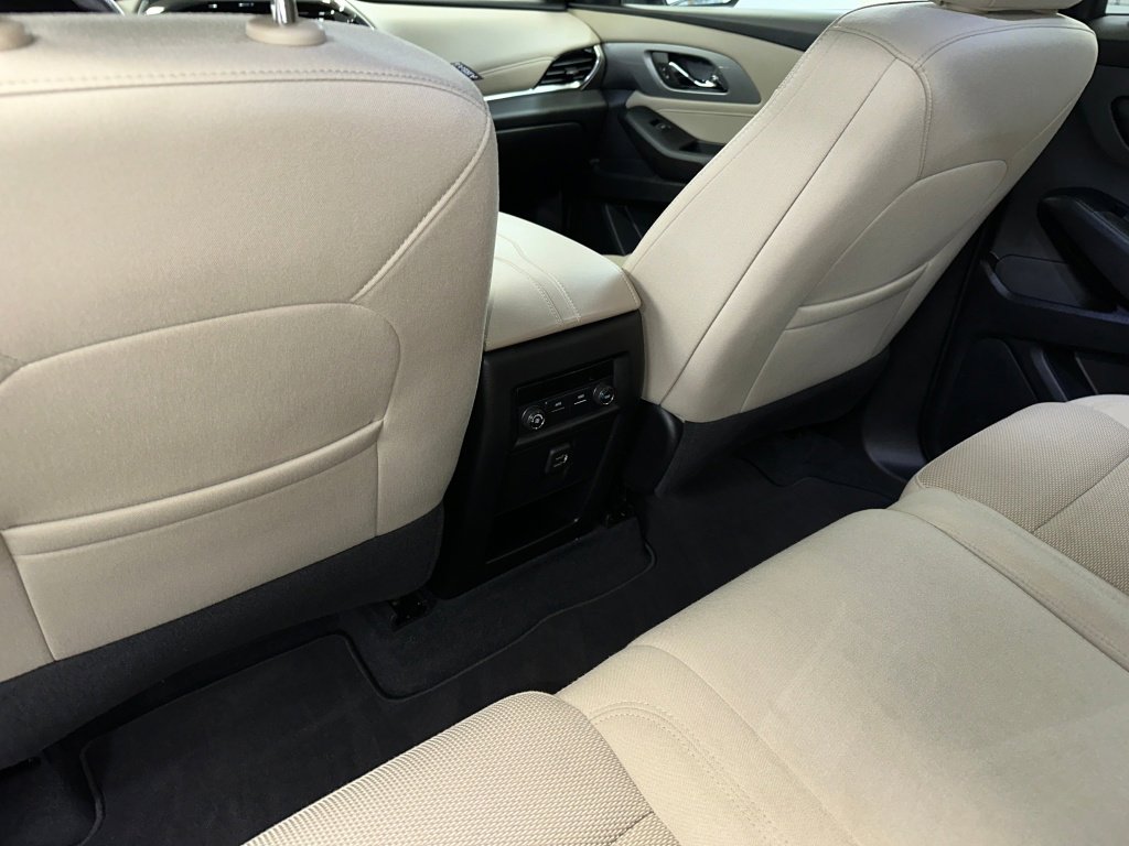 Certified 2023 Chevrolet Traverse LS image 17