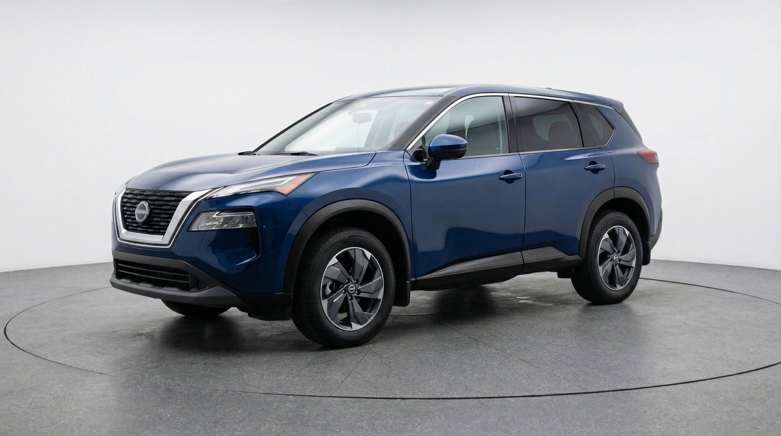 Used 2025 Nissan Rogue SV image 3