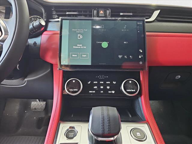 New 2026 Jaguar F-PACE R-Dynamic S image 18