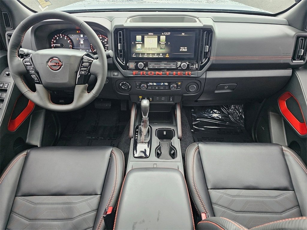 Used 2025 Nissan Frontier PRO-4X w/ Pro Premium Package image 9