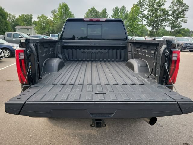Used 2024 GMC Sierra 2500 Denali w/ Technology Package AWD/4WD image 34