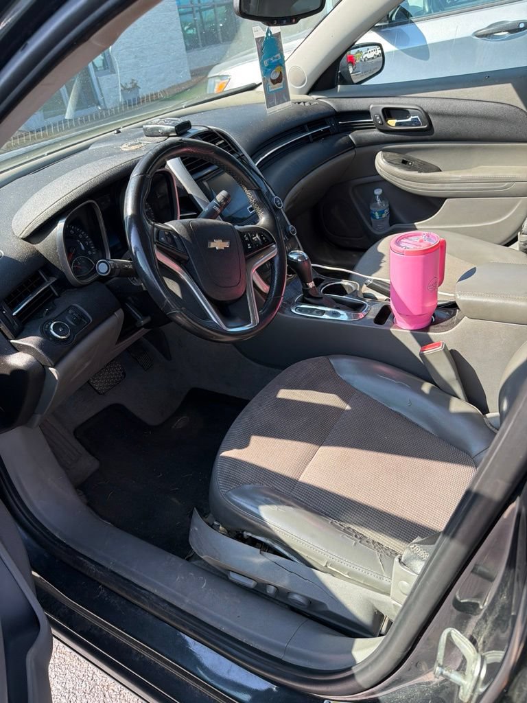 Used 2014 Chevrolet Malibu LT FWD image 3