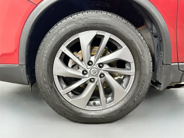 Used 2016 Nissan Rogue SL w/ SL Premium Package image 32