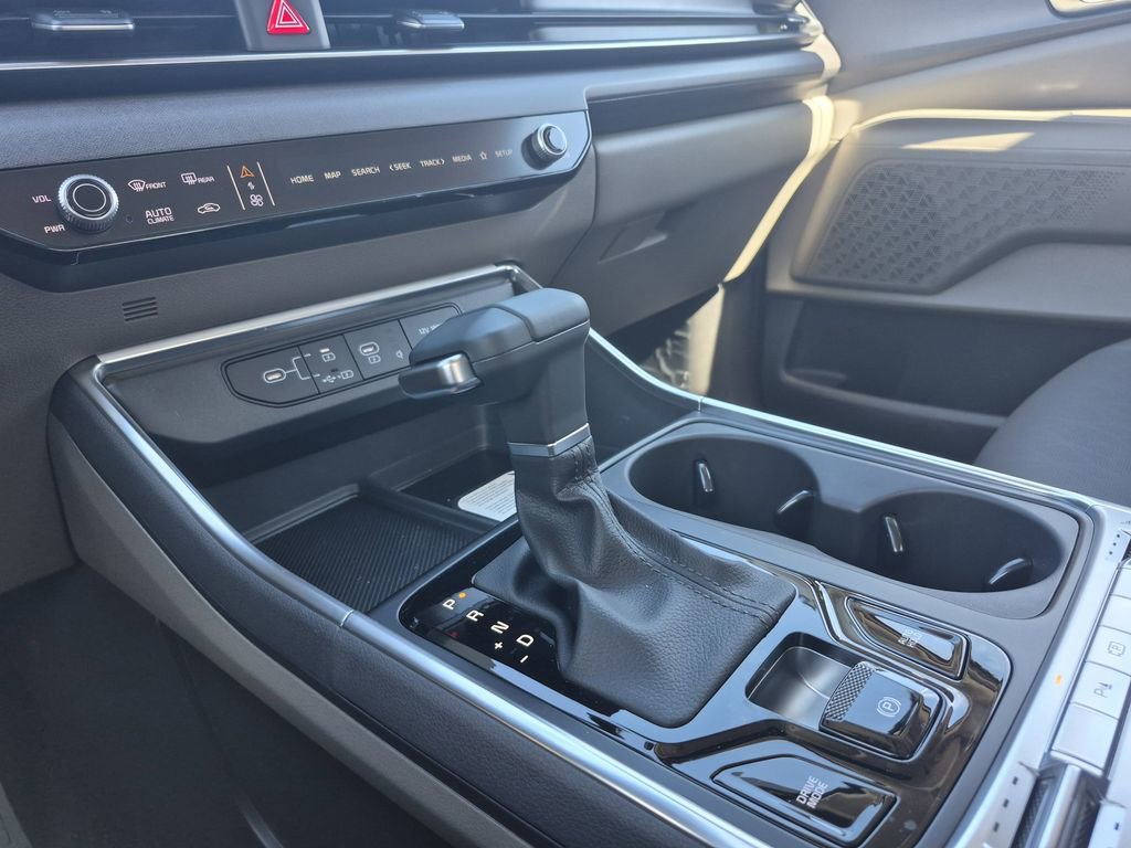 New 2026 Kia Carnival SX FWD image 9