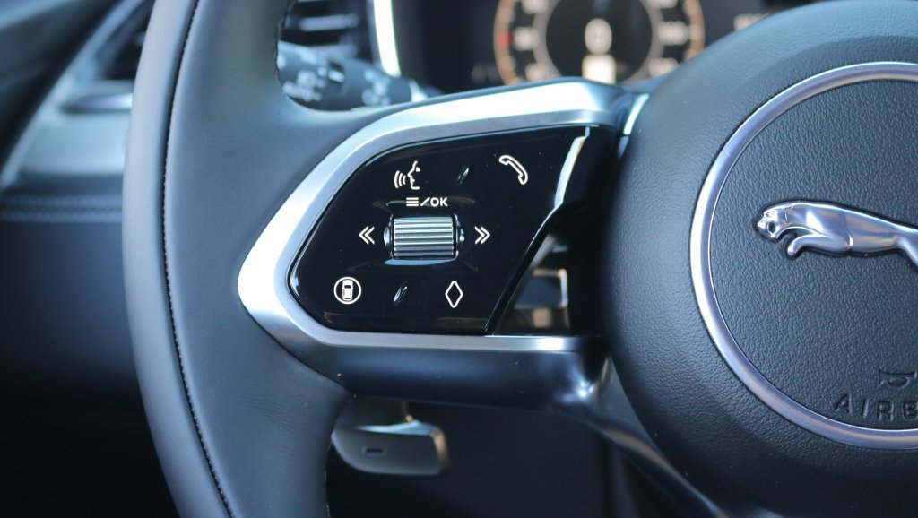 New 2026 Jaguar F-PACE R-Dynamic S AWD/4WD image 19