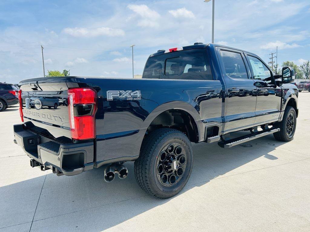 New 2025 Ford F250 Lariat w/ Black Appearance Package image 42