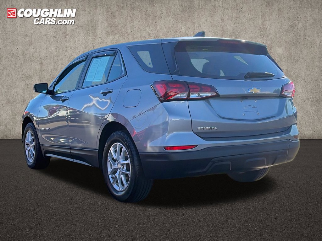 Used 2023 Chevrolet Equinox LS FWD image 5