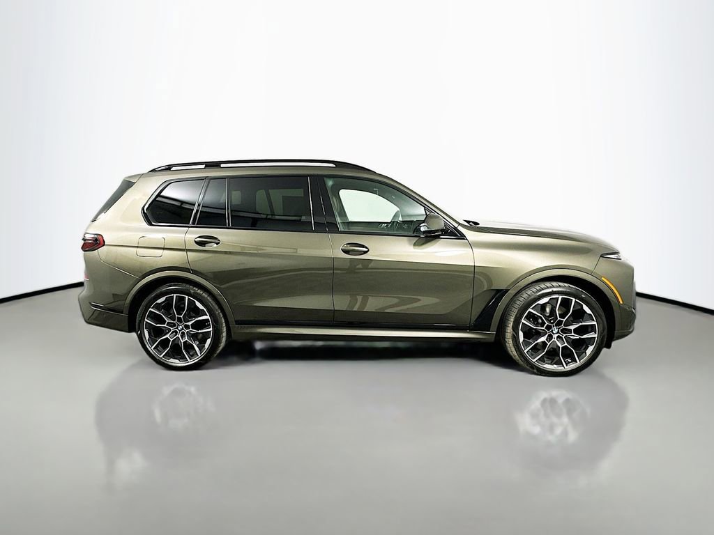 New 2026 BMW X7 xDrive40i w/ M Sport Package image 4