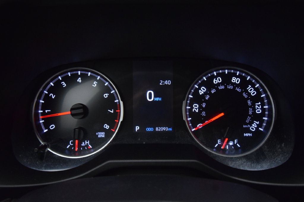 Used 2020 Toyota RAV4 LE w/ All Weather Liner Package AWD/4WD image 15