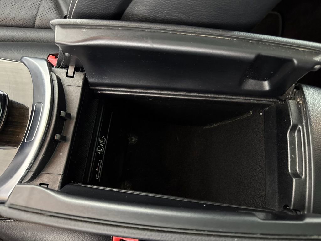 Used 2017 Mercedes-Benz GLC 300 image 30