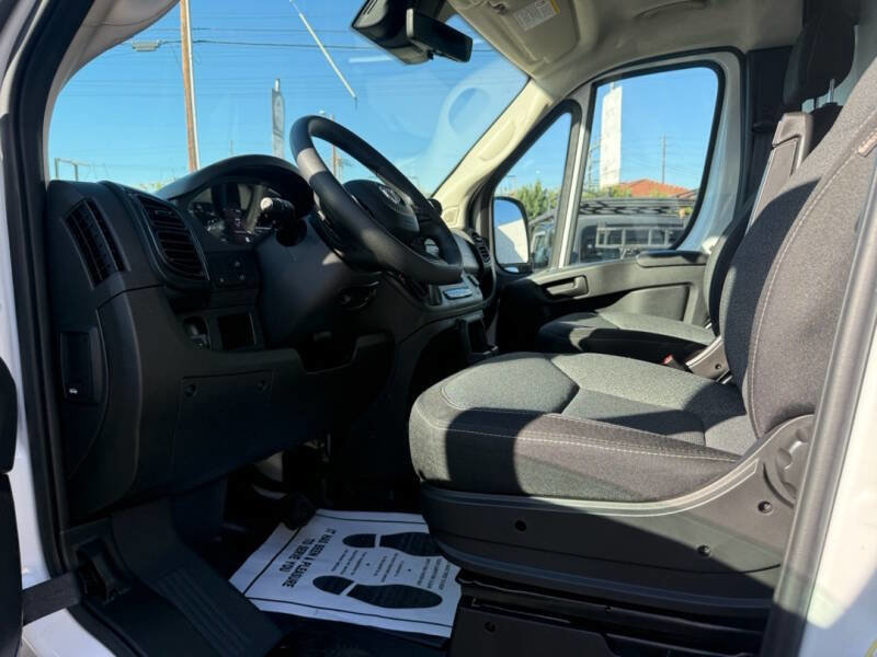 Used 2024 RAM ProMaster 1500 w/ Safety Group image 12